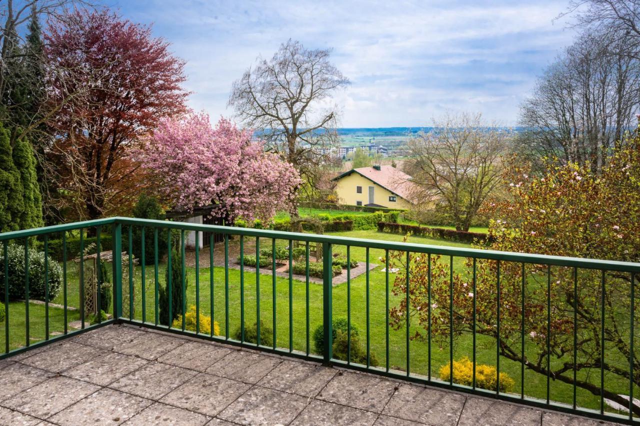 Landhaus Zu Kuerenberg Bergham Exteriér fotografie